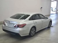 Toyota CROWN лот № 70001 оценка 4  с аукциона в Японии 4