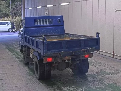 Mazda TITAN  с аукциона в Японии