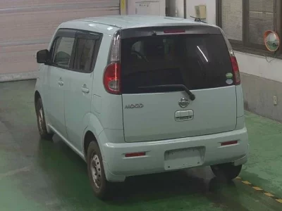 Nissan MOCO  с аукциона в Японии