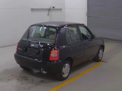 Nissan MARCH  с аукциона в Японии