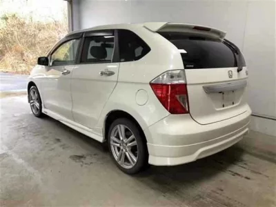 Honda EDIX  с аукциона в Японии