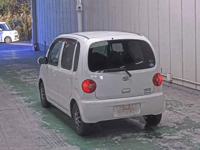 Daihatsu MOVE LATTE  с аукциона в Японии