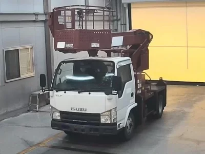 Isuzu ELF  с аукциона в Японии
