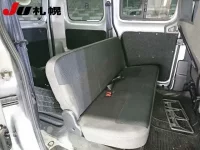 Nissan NV200 лот № 1049 оценка R  с аукциона в Японии 8