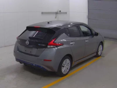 Nissan LEAF  с аукциона в Японии