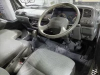 Isuzu ELF лот № 4717 оценка R  с аукциона в Японии 2