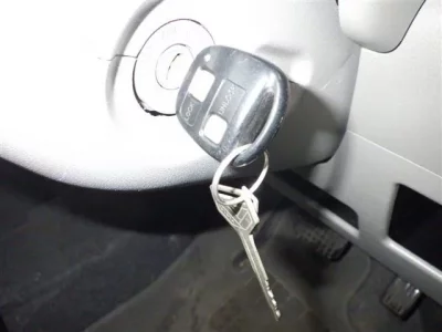 Toyota PIXIS SPACE  с аукциона в Японии