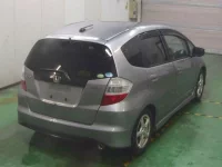 Honda FIT лот № 213 оценка 3  с аукциона в Японии 6
