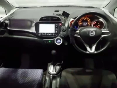 Honda FIT  с аукциона в Японии