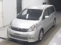 Toyota ISIS лот № 5061 оценка 3  с аукциона в Японии 2
