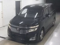 Nissan ELGRAND лот № 5066 оценка 3  с аукциона в Японии 2