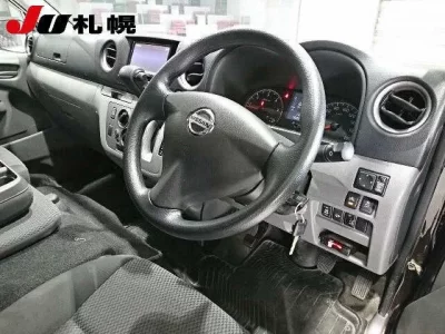 Nissan CARAVAN VAN  с аукциона в Японии