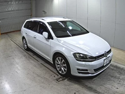 Volkswagen GOLF VARIANT