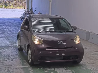 Toyota IQ  с аукциона в Японии