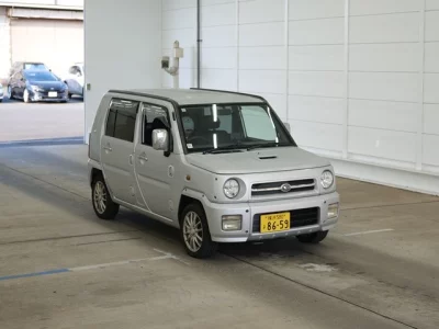Daihatsu NAKED