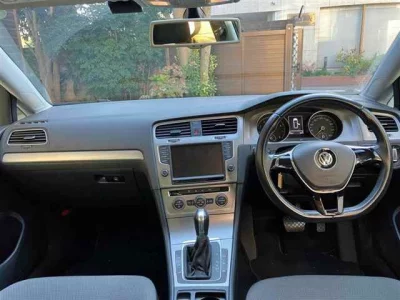 Volkswagen GOLF VARIANT