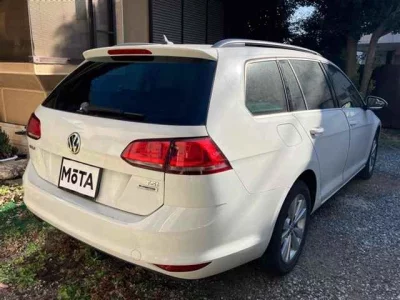Volkswagen GOLF VARIANT