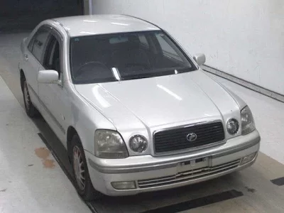 Toyota PROGRES  с аукциона в Японии