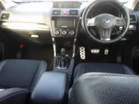 Subaru FORESTER лот № 1050 оценка 4  с аукциона в Японии 2