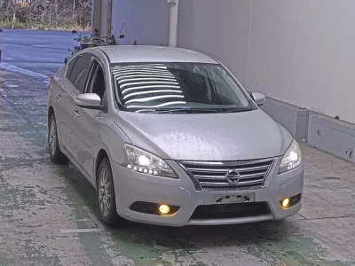 Nissan SYLPHY  с аукциона в Японии