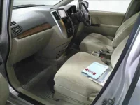 Nissan PRESAGE лот № 4144 оценка 3.5  с аукциона в Японии 2