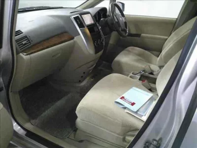 Nissan PRESAGE  с аукциона в Японии