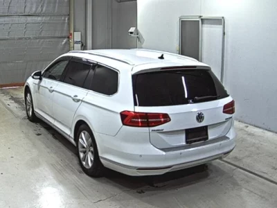Volkswagen PASSAT VARIANT