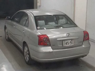 Toyota AVENSIS SEDAN