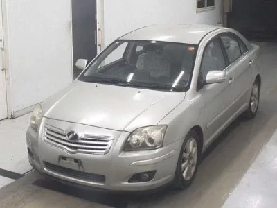 Toyota AVENSIS SEDAN