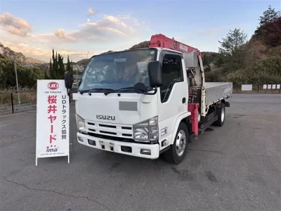Isuzu ELF  с аукциона в Японии