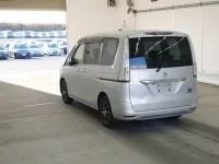 Nissan SERENA лот № 2284 оценка 3.5  с аукциона в Японии 1