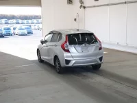 Honda FIT лот № 2291 оценка RA  с аукциона в Японии 1