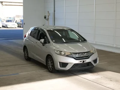 Honda FIT  с аукциона в Японии