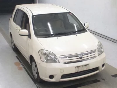 Toyota RAUM  с аукциона в Японии