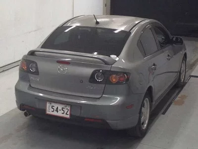 Mazda AXELA  с аукциона в Японии