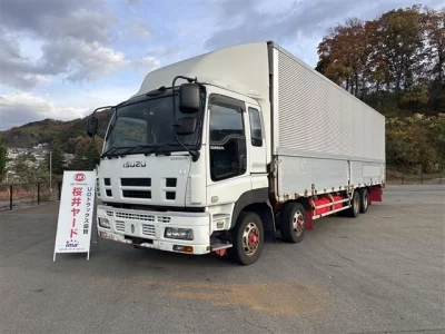 Isuzu TRUCK