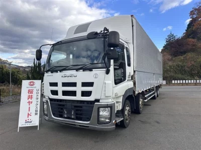 Isuzu TRUCK