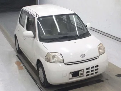 Daihatsu Esse
