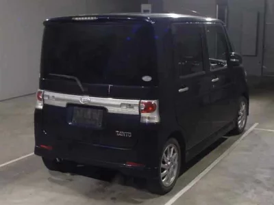 Daihatsu TANTO  с аукциона в Японии