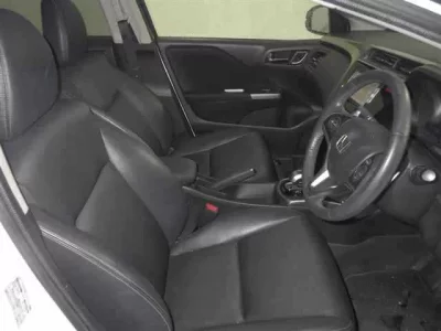 Honda GRACE  с аукциона в Японии