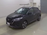 Nissan KICKS лот № 1005 оценка 4.5  с аукциона в Японии 2
