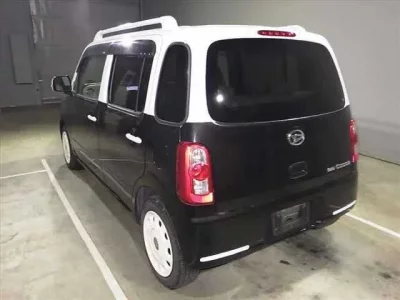 Daihatsu MIRA  с аукциона в Японии
