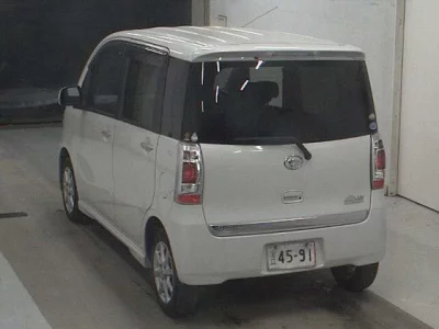 Daihatsu TANTO EXE