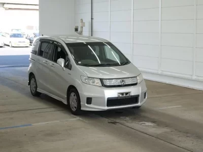 Honda FREED  с аукциона в Японии