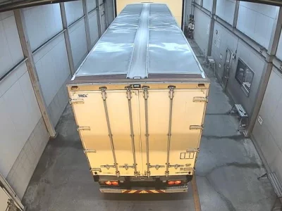 Mitsubishi FUSO TRUCK