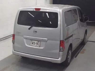 Nissan NV200  с аукциона в Японии