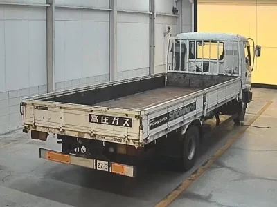 Isuzu FORWARD  с аукциона в Японии