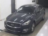 Nissan FUGA лот № 5485 оценка 3  с аукциона в Японии 2