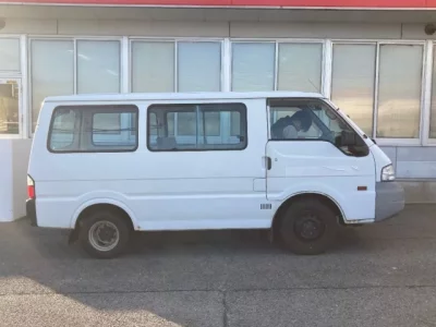 Mazda BONGO VAN  с аукциона в Японии