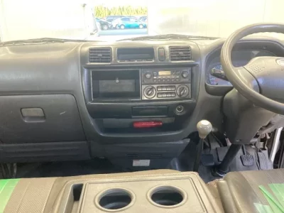 Mazda BONGO VAN  с аукциона в Японии